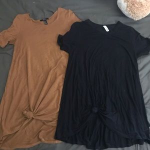 Tan and black short flowing dress